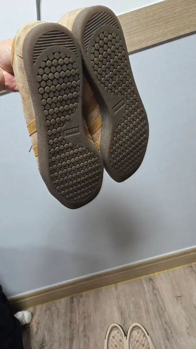 thumbnail-5